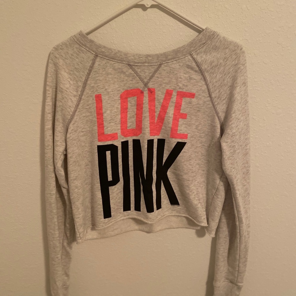 vspink cropped sweatshirt